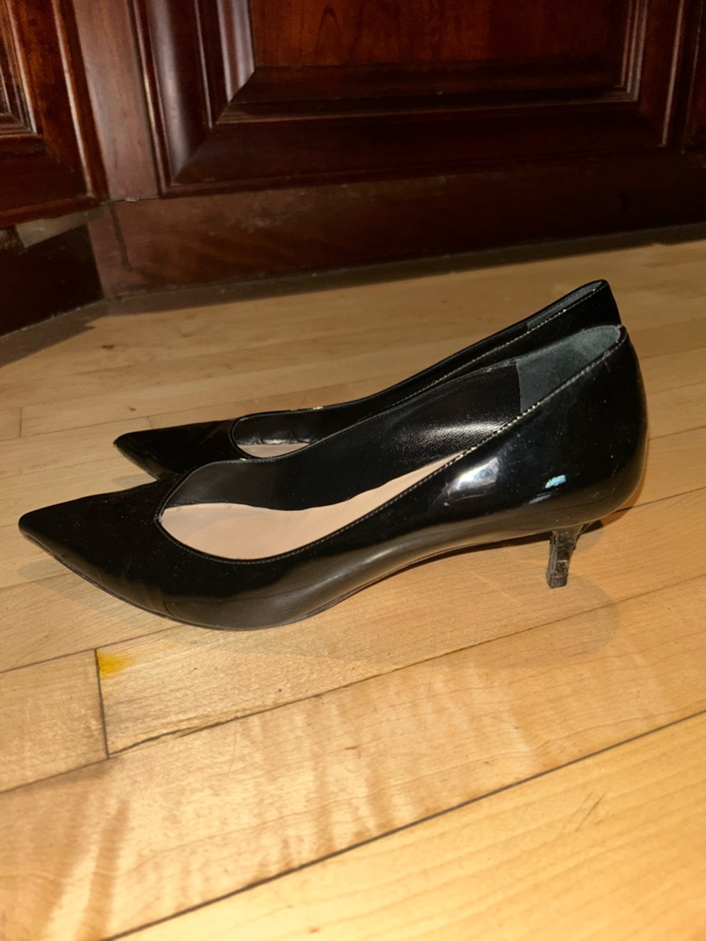 Dior Black Patent Pointed-Toe Pumps with Nude Insole - Picture 3 of 4
